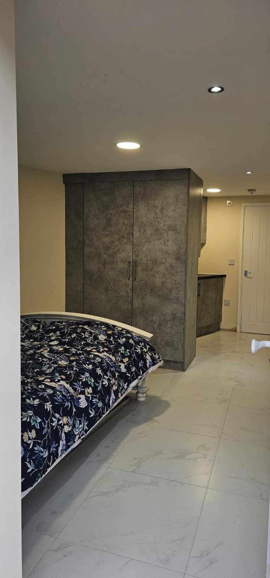 Cozy Studio Near To Tube Station Redbridge Exterior photo